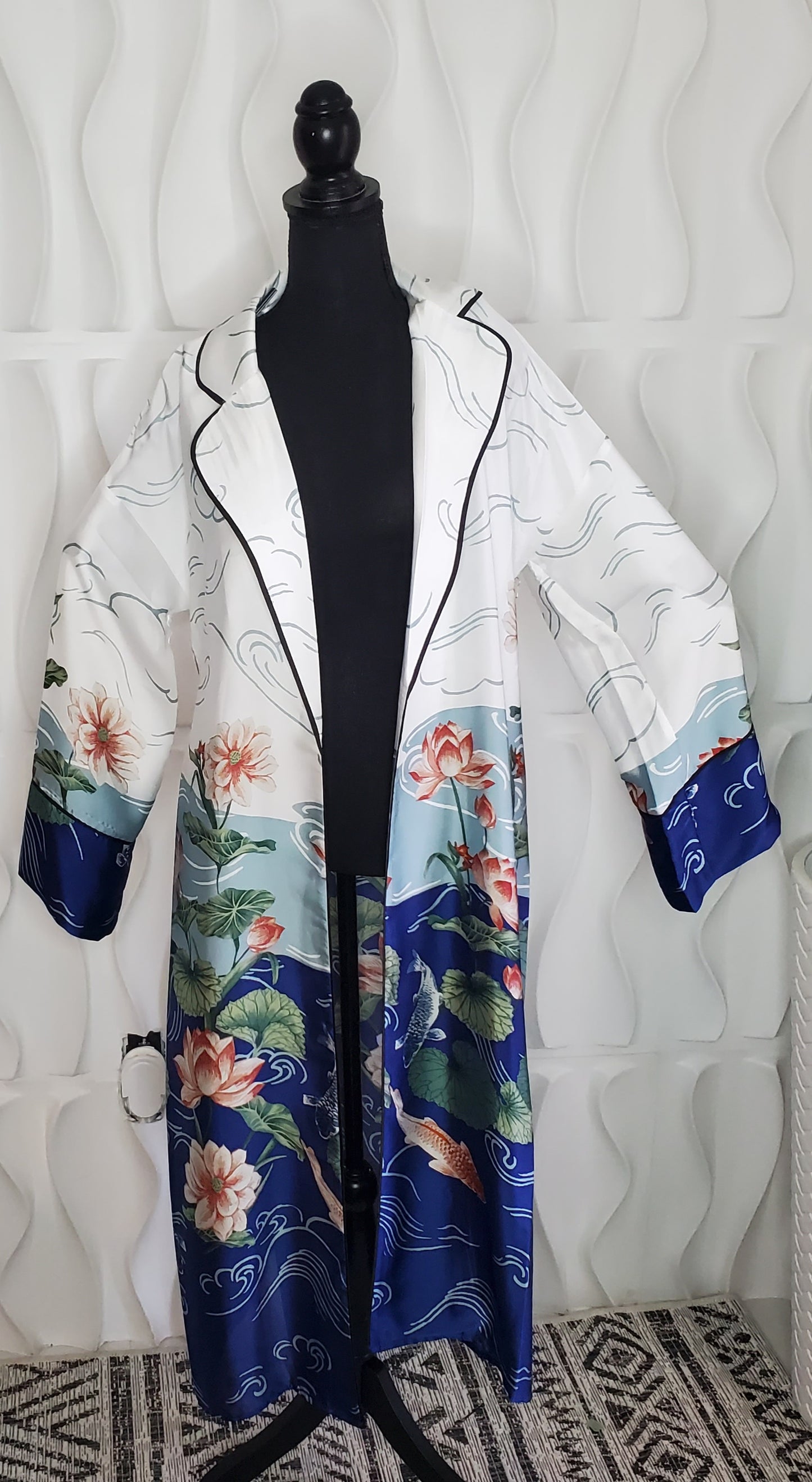 OCEAN BLUE KIMONO (NWT) MEDIUM