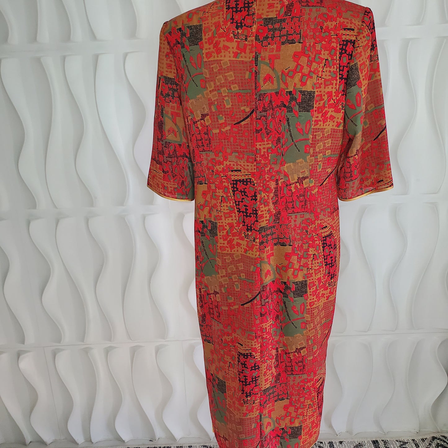 Authentic Chuan Yang Chinese Oriental Dress (SIZE: 13)