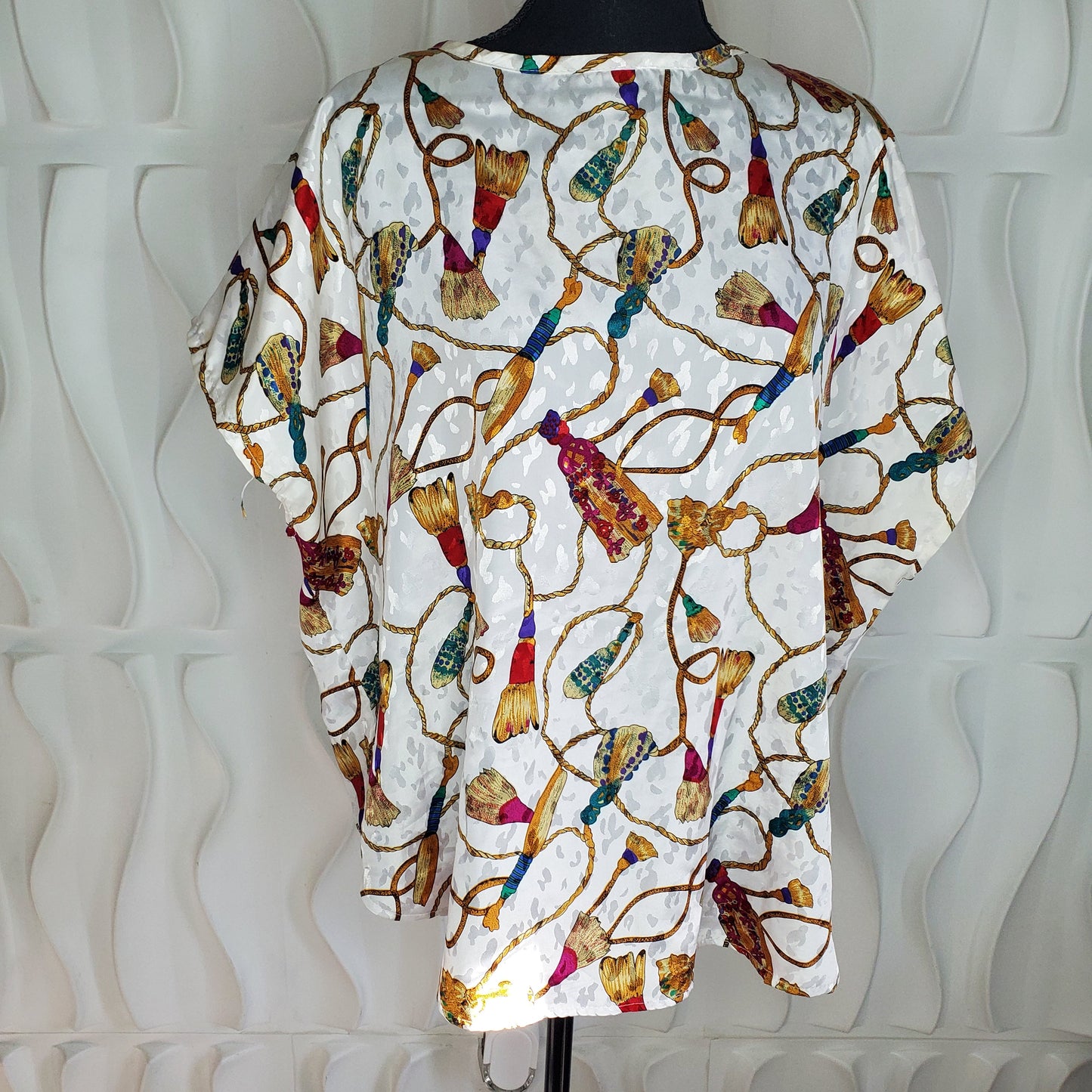 PLUS SIZE VINTAGE HOT STUFF BLOUSE